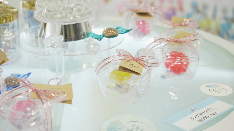 女子駅前ガイドイーグルテレビ渋谷AMERキャンディ専門店渋谷