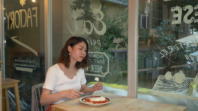 チーズスタンド渋谷CHEESESTANDたっぷりトマトとブッラータ オレガノ添え女子駅前ガイドイーグルテレビEagleTV
