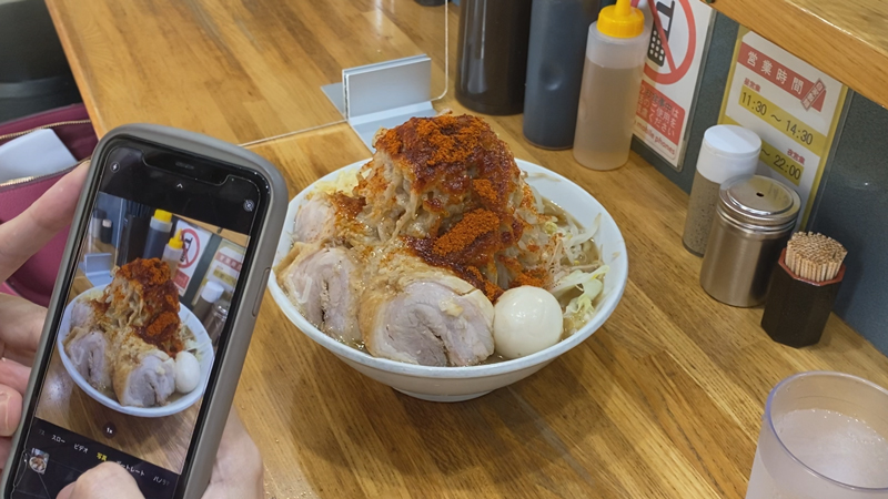 デカ盛り戦隊豚レンジャーラーメン並全増し女子駅前ガイドEagleTVイーグルテレビ和光市駅
