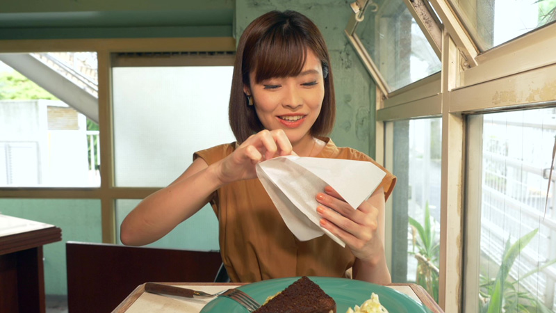 女子駅前ガイドイーグルテレビ渋谷バイミースタンドBuyMeStand