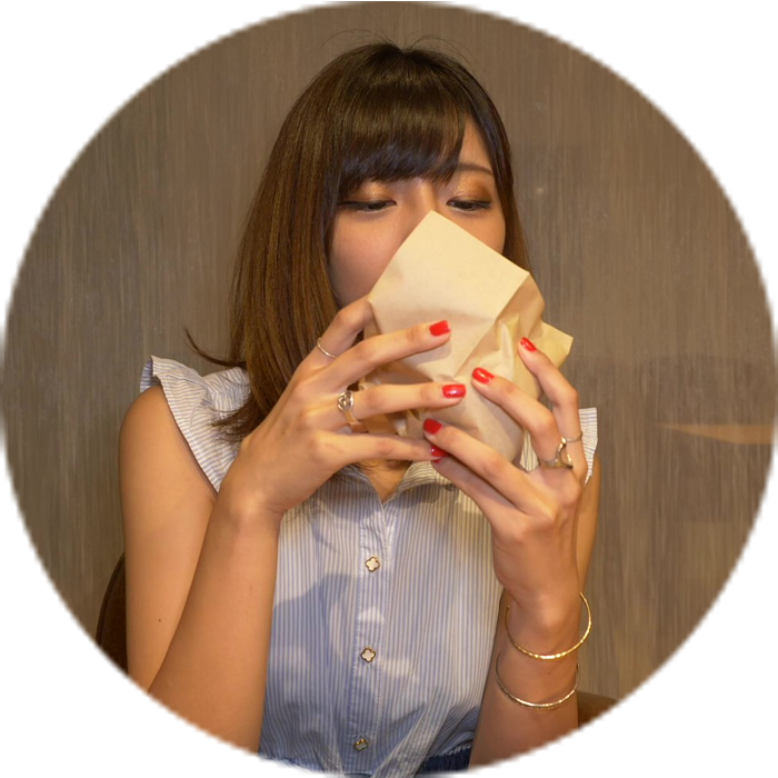 渋谷リビングバーガーリビングルームカフェイーグルテレビ